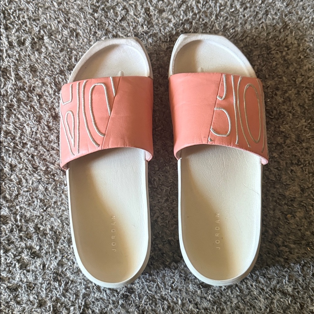 Jordan NOLA Women's  Slide Sandals Size 8  CZ8027 Embroidered A27
